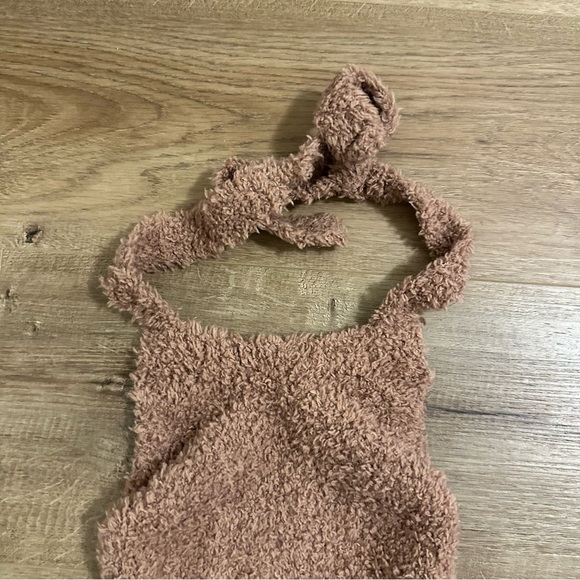 SKIMS Halter Neck Fuzzy Teddy Cropped Top Rose Clay Color Size S/M Women’s - Picture 3 of 8